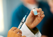 Szczepionka przeciw koronawirusowi być może za 18 miesięcy